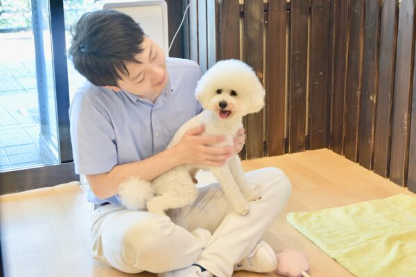 負担の少ない施術＆動物病院のお隣
